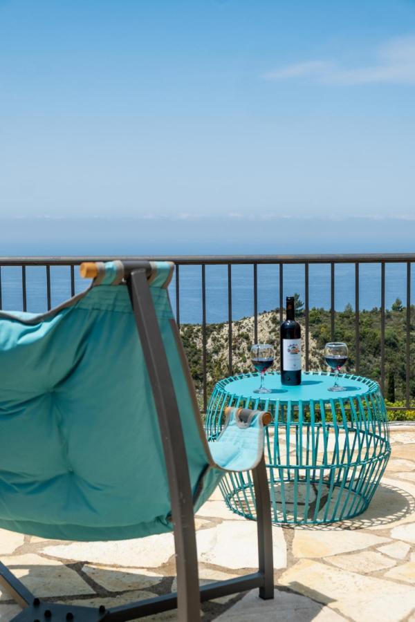 Sapphire Blue Villa Kalamitsi  Exterior photo